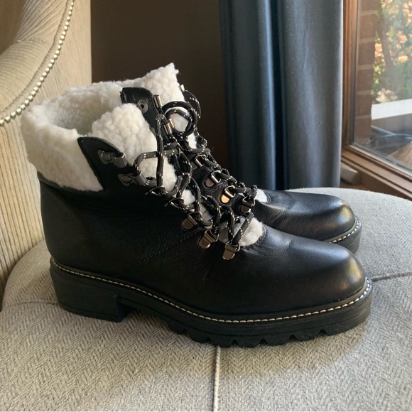 Bernardo Hiker Boots. Women size 7.5 - Picture 2 of 6